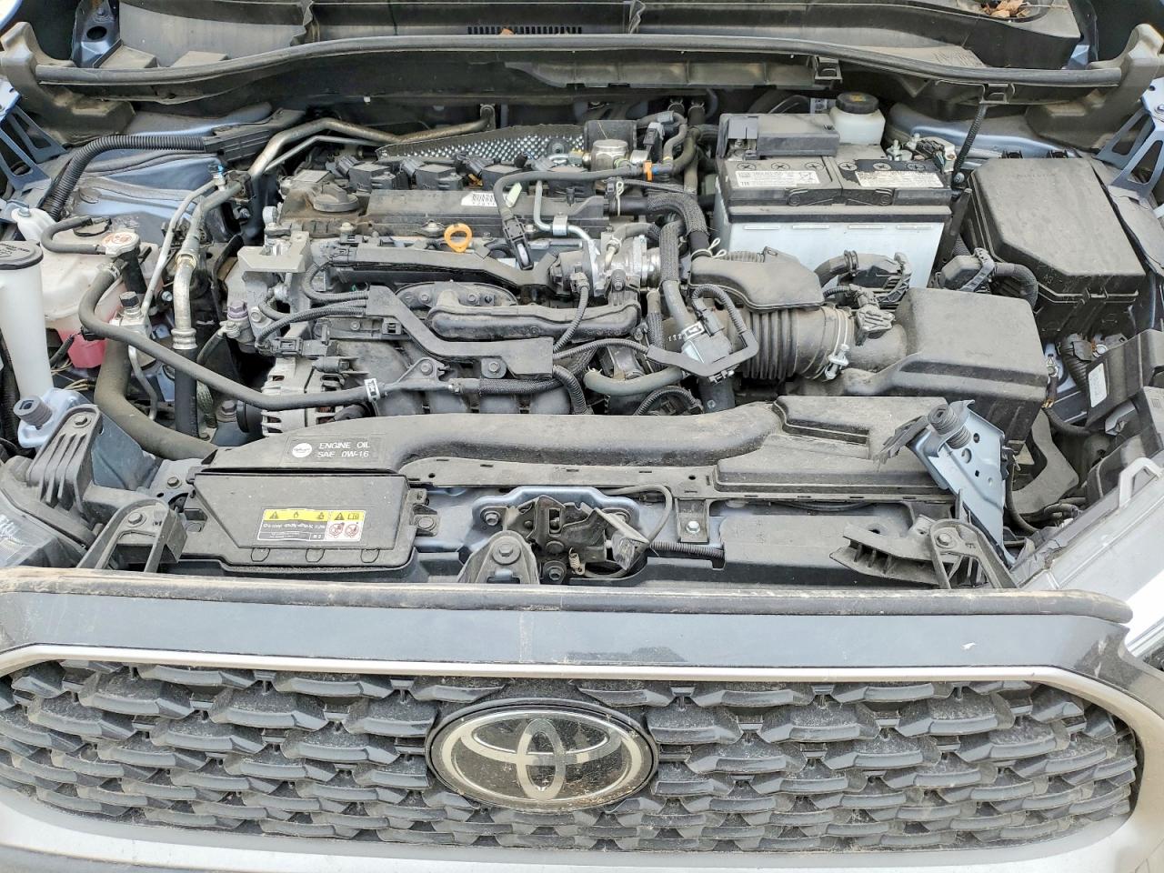 2023 TOYOTA COROLLA CROSS XLE photo 12