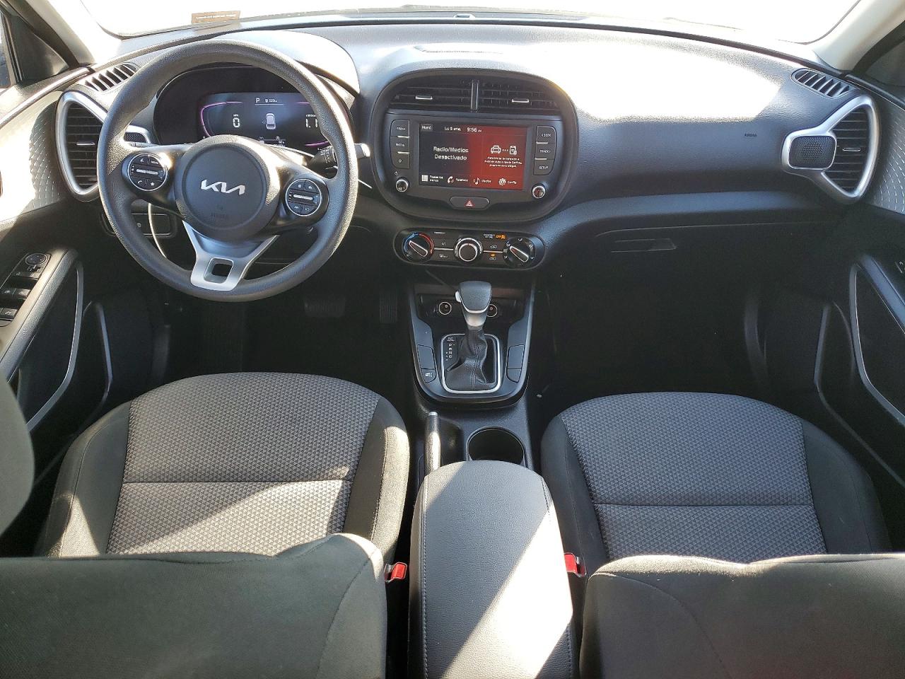 2024 KIA SOUL LX photo 8