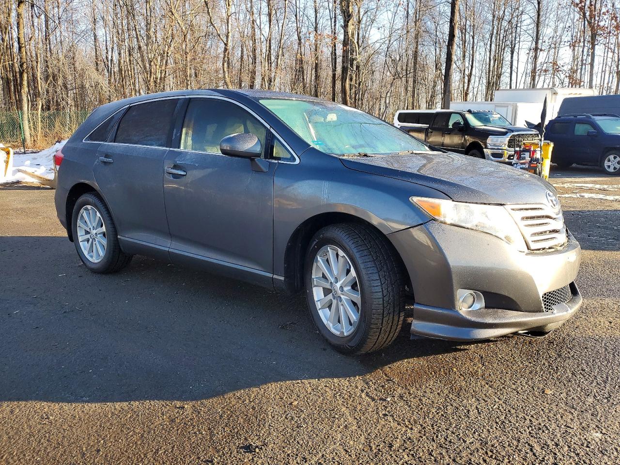 2010 TOYOTA VENZA photo 4