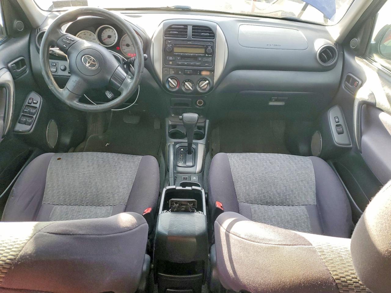2004 TOYOTA RAV4 photo 8