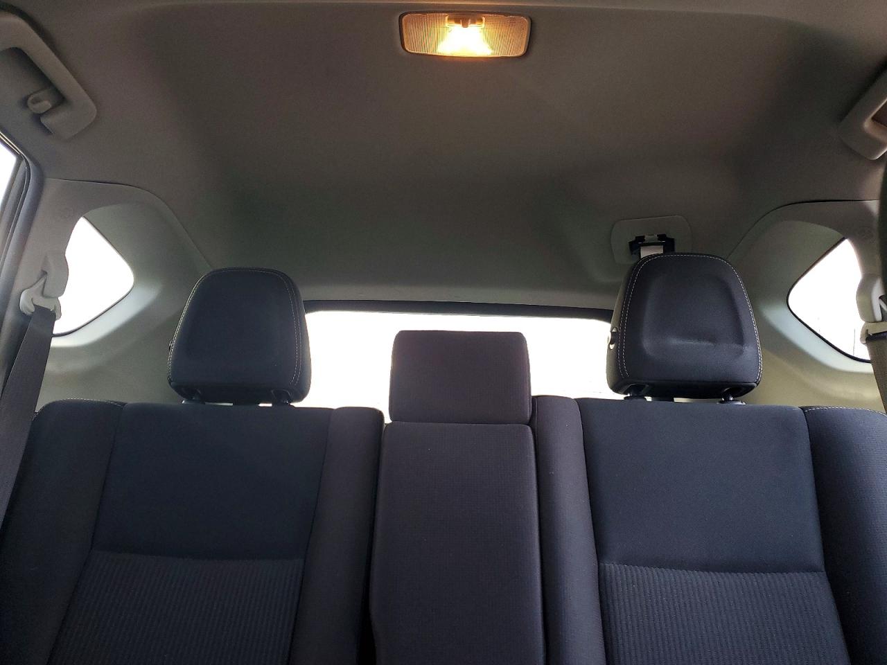2014 TOYOTA RAV4 XLE photo 10
