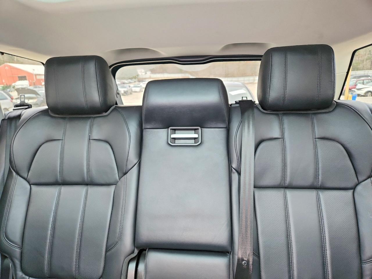 2017 LAND ROVER RANGE ROVER SPORT SE photo 10