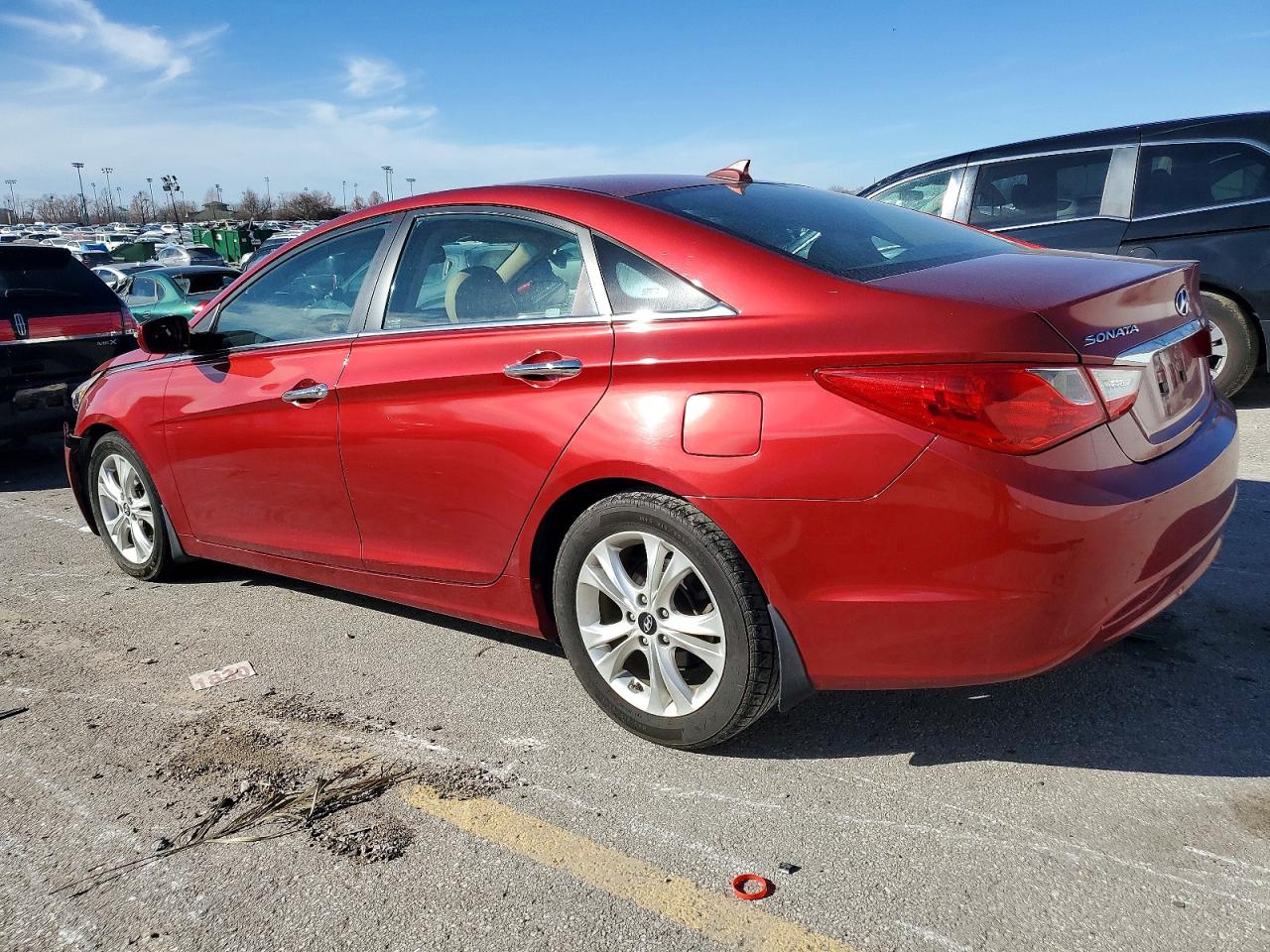 2013 HYUNDAI SONATA SE photo 2