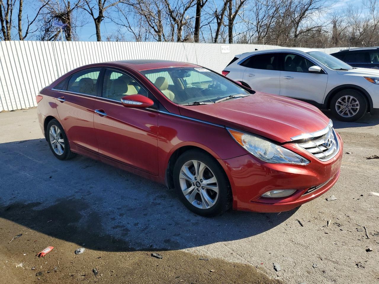2013 HYUNDAI SONATA SE photo 4