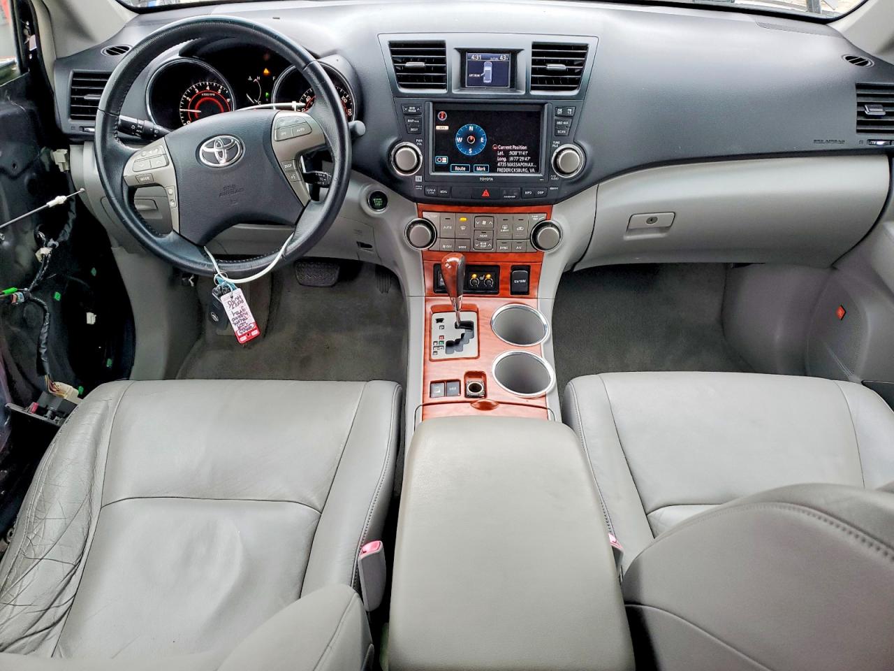 2009 TOYOTA HIGHLANDER LIMITED photo 8