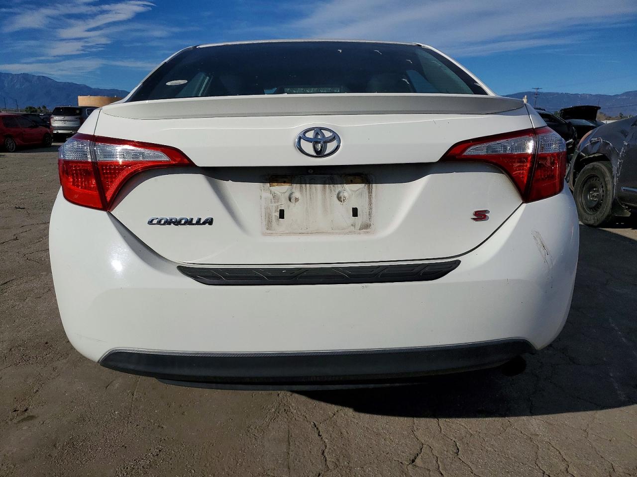 2016 TOYOTA COROLLA L photo 11