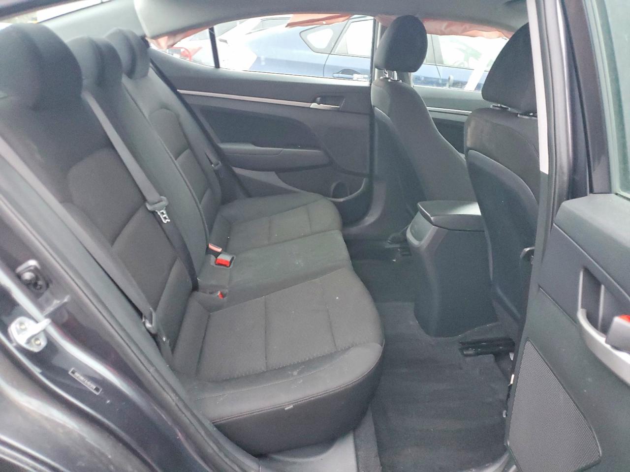 2020 HYUNDAI ELANTRA SEL photo 10