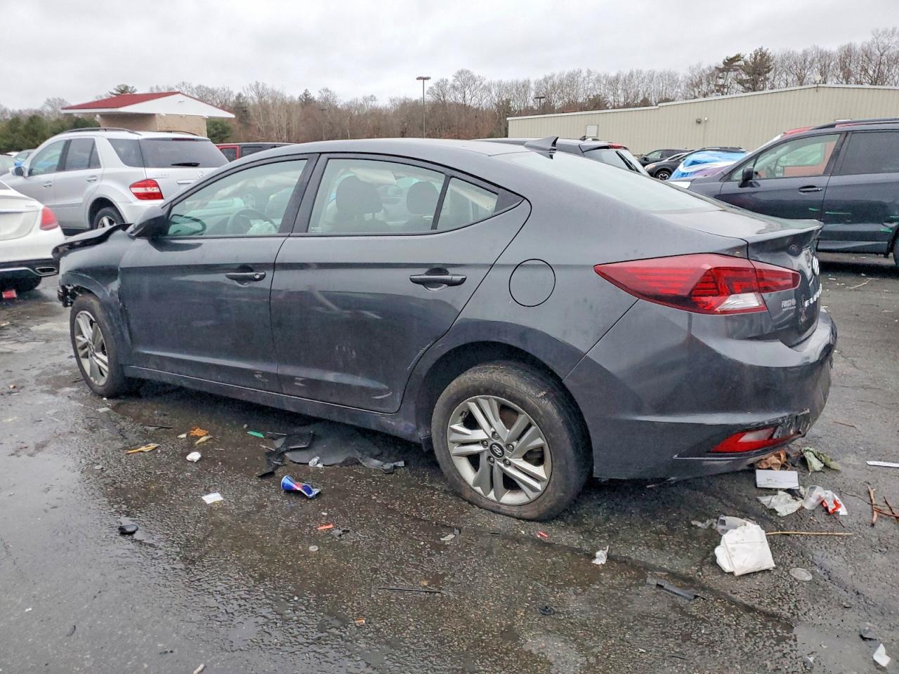2020 HYUNDAI ELANTRA SEL photo 2