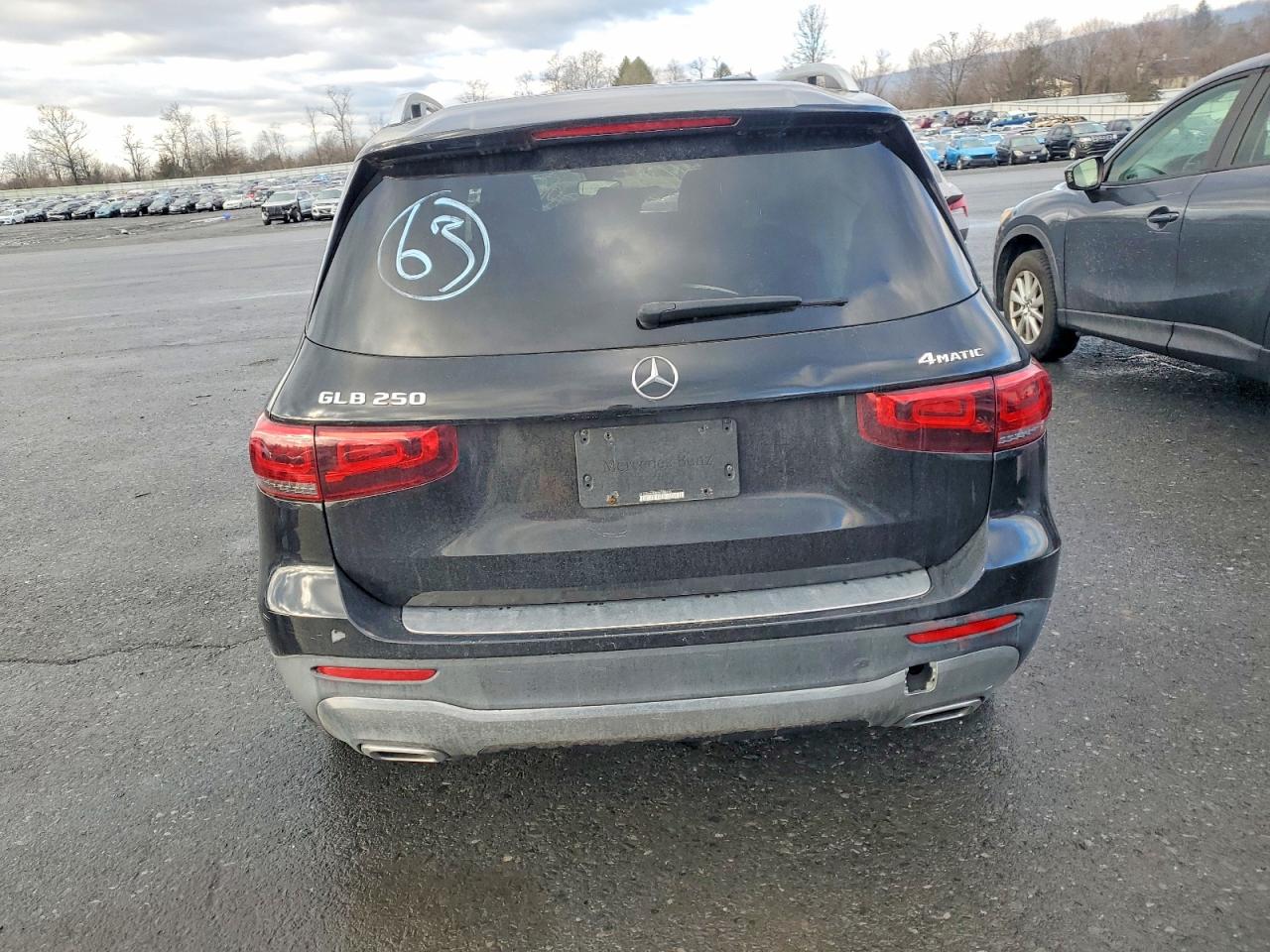 2021 MERCEDES-BENZ GLB 250 4MATIC photo 6