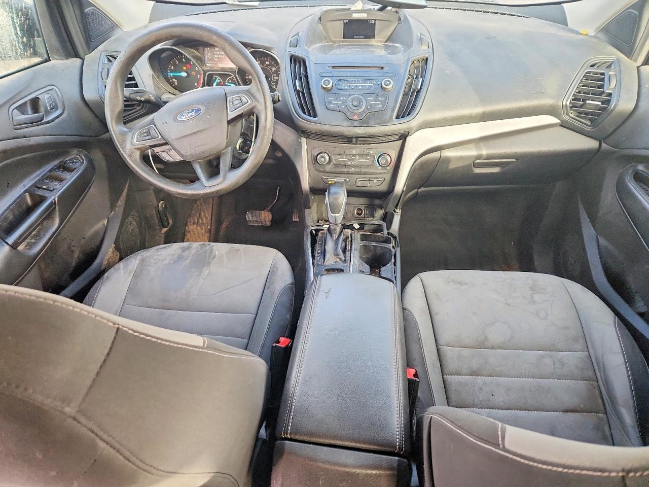 2017 FORD ESCAPE S photo 8
