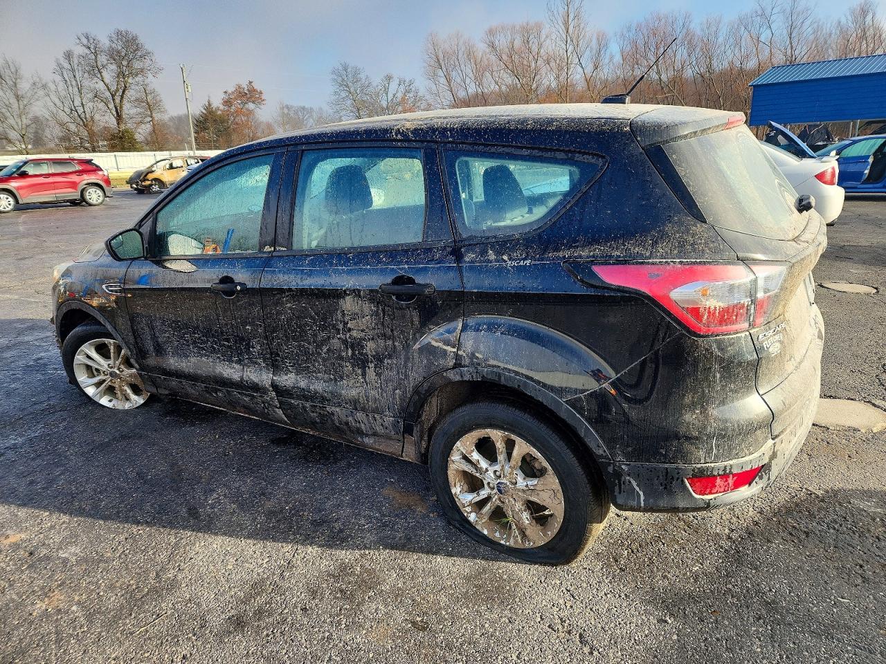 2017 FORD ESCAPE S photo 2