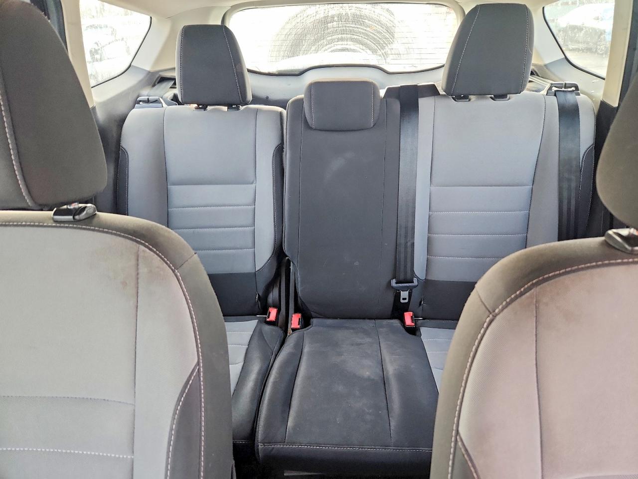 2017 FORD ESCAPE S photo 10