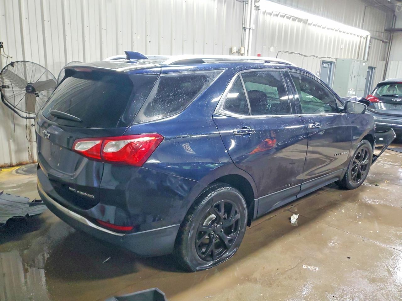 2021 CHEVROLET EQUINOX PREMIER photo 3