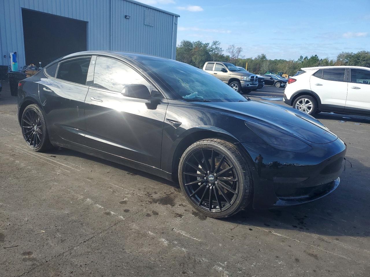 2019 TESLA MODEL 3 photo 4