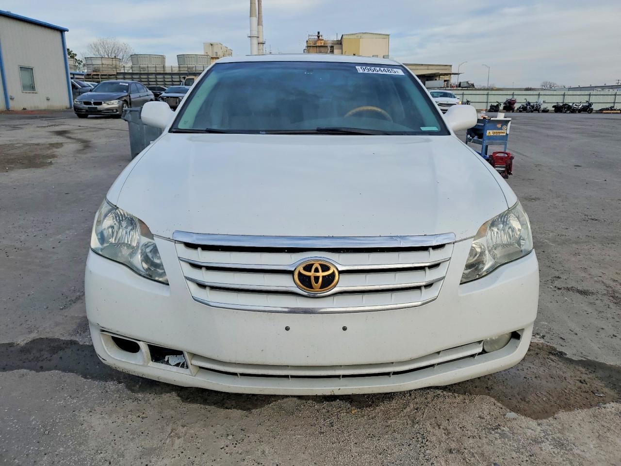 2005 TOYOTA AVALON XL photo 5