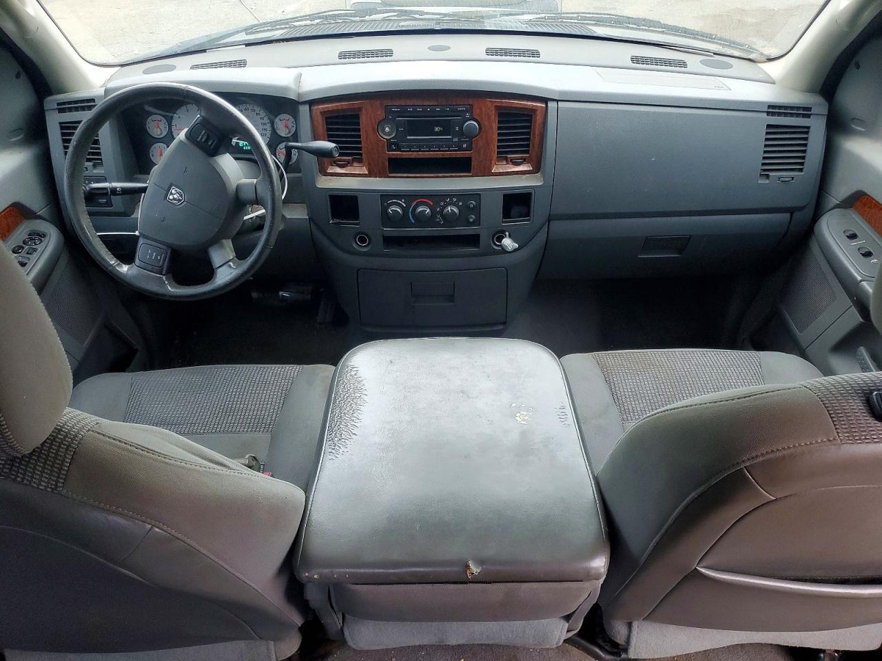 2006 DODGE RAM 1500 ST photo 8