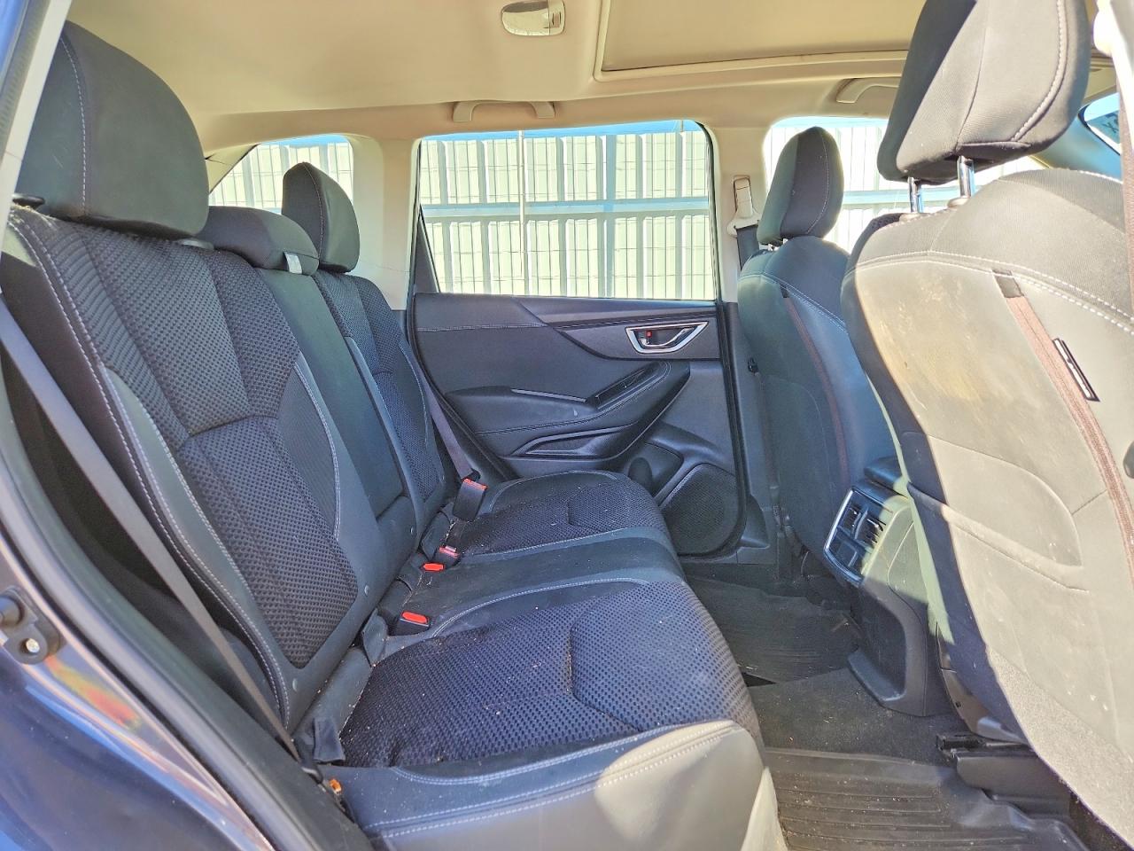 2020 SUBARU FORESTER PREMIUM photo 11