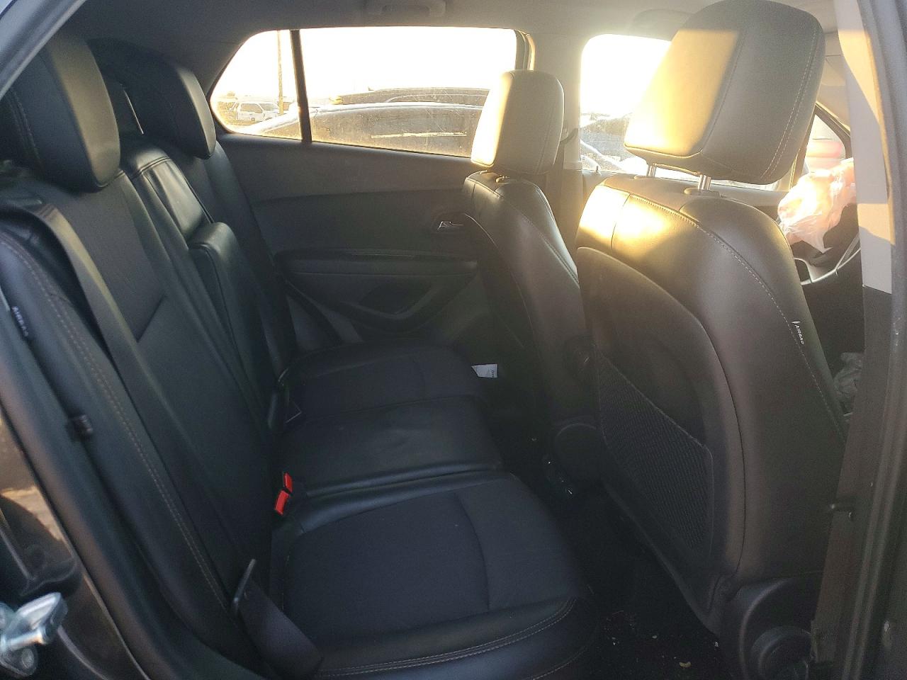 2017 CHEVROLET TRAX 1LT photo 11
