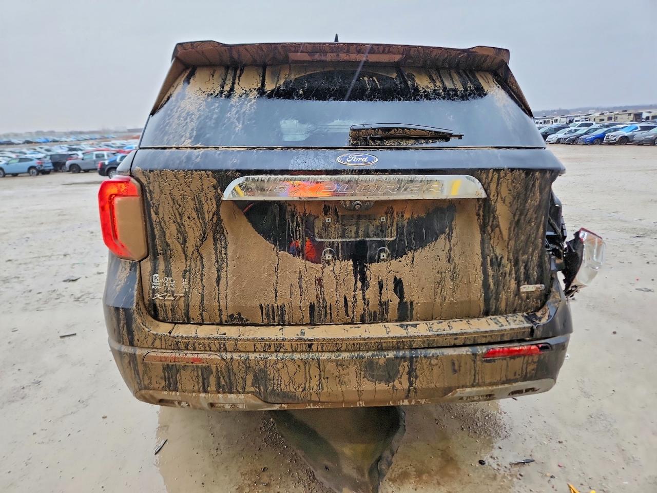 2020 FORD EXPLORER XLT photo 6