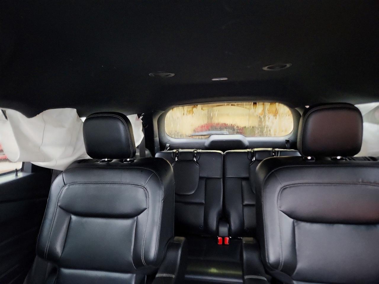 2020 FORD EXPLORER XLT photo 10