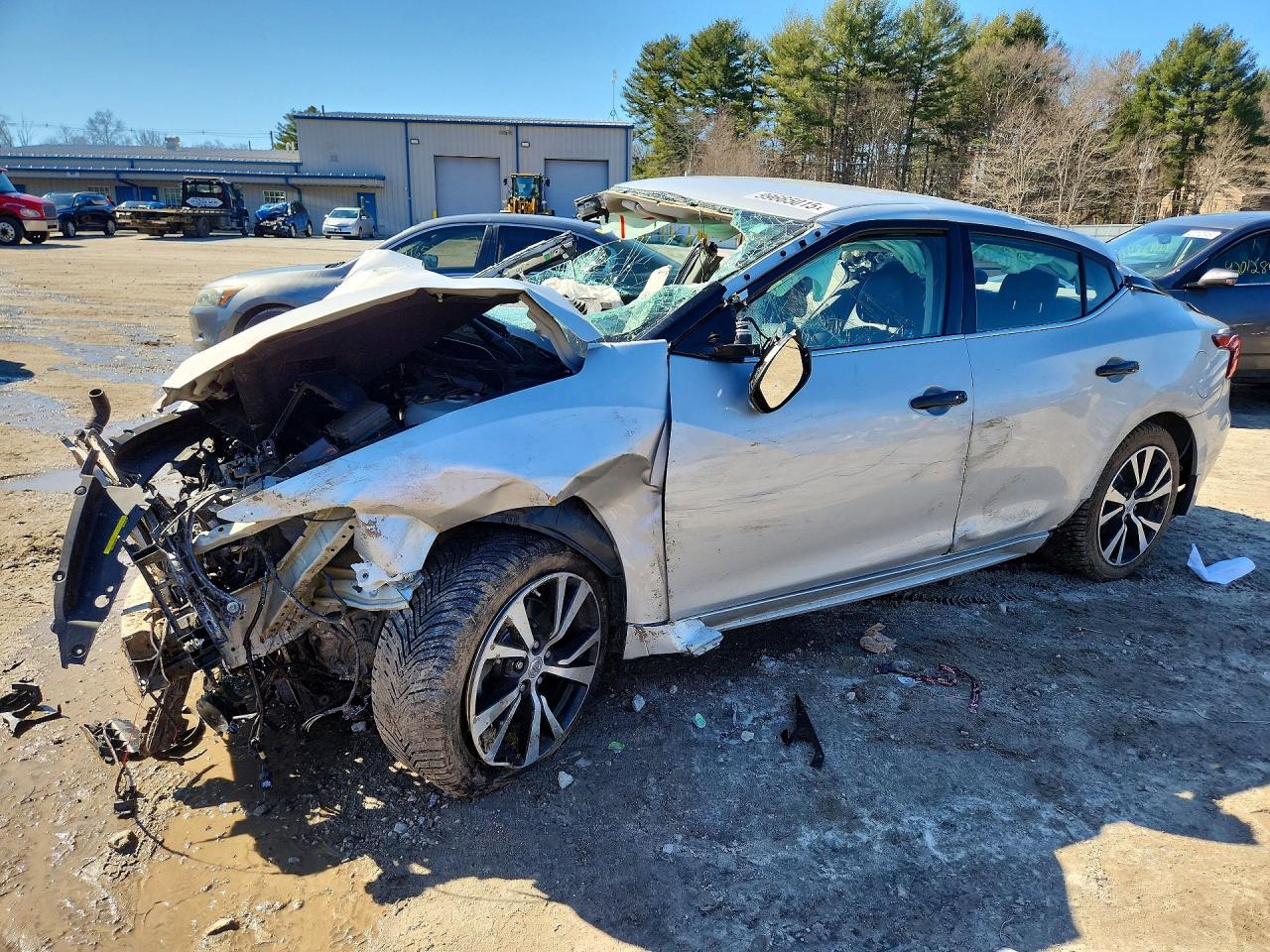2017 NISSAN MAXIMA
