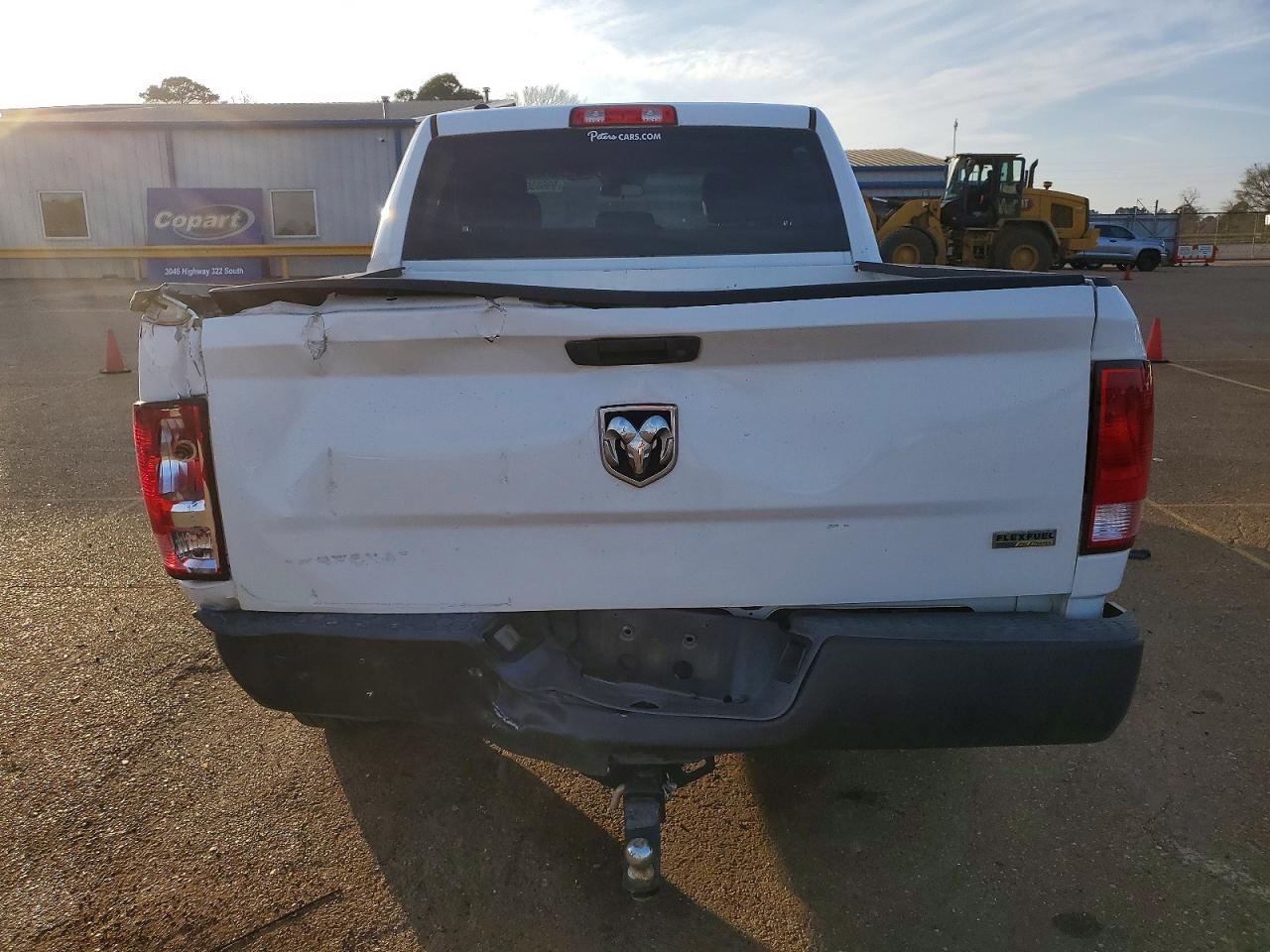 2014 RAM 1500 ST photo 6