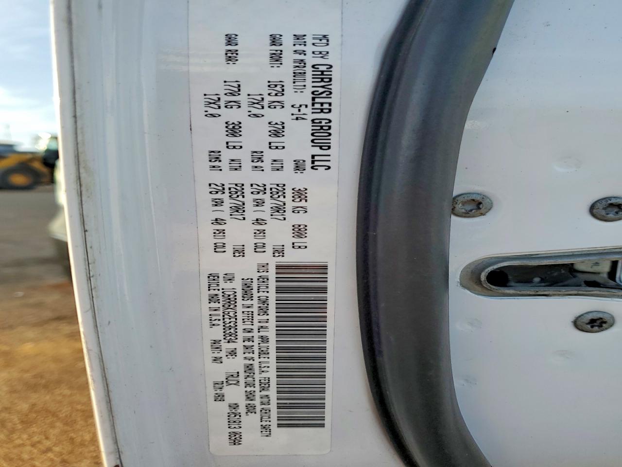 2014 RAM 1500 ST photo 12