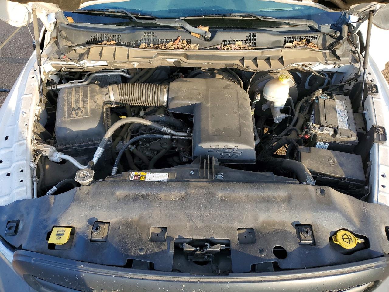 2014 RAM 1500 ST photo 11