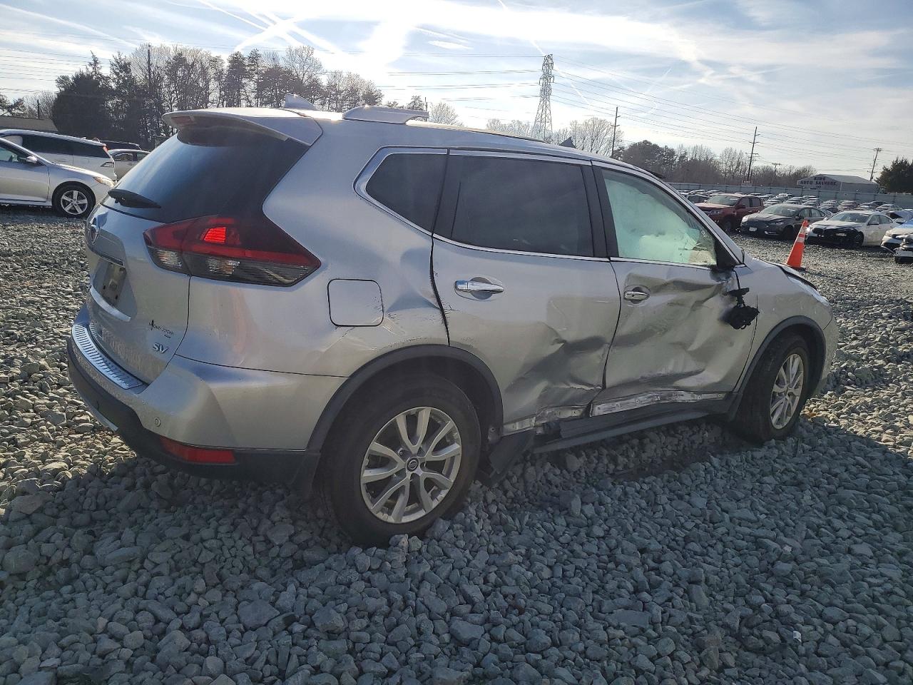 2020 NISSAN ROGUE S photo 3