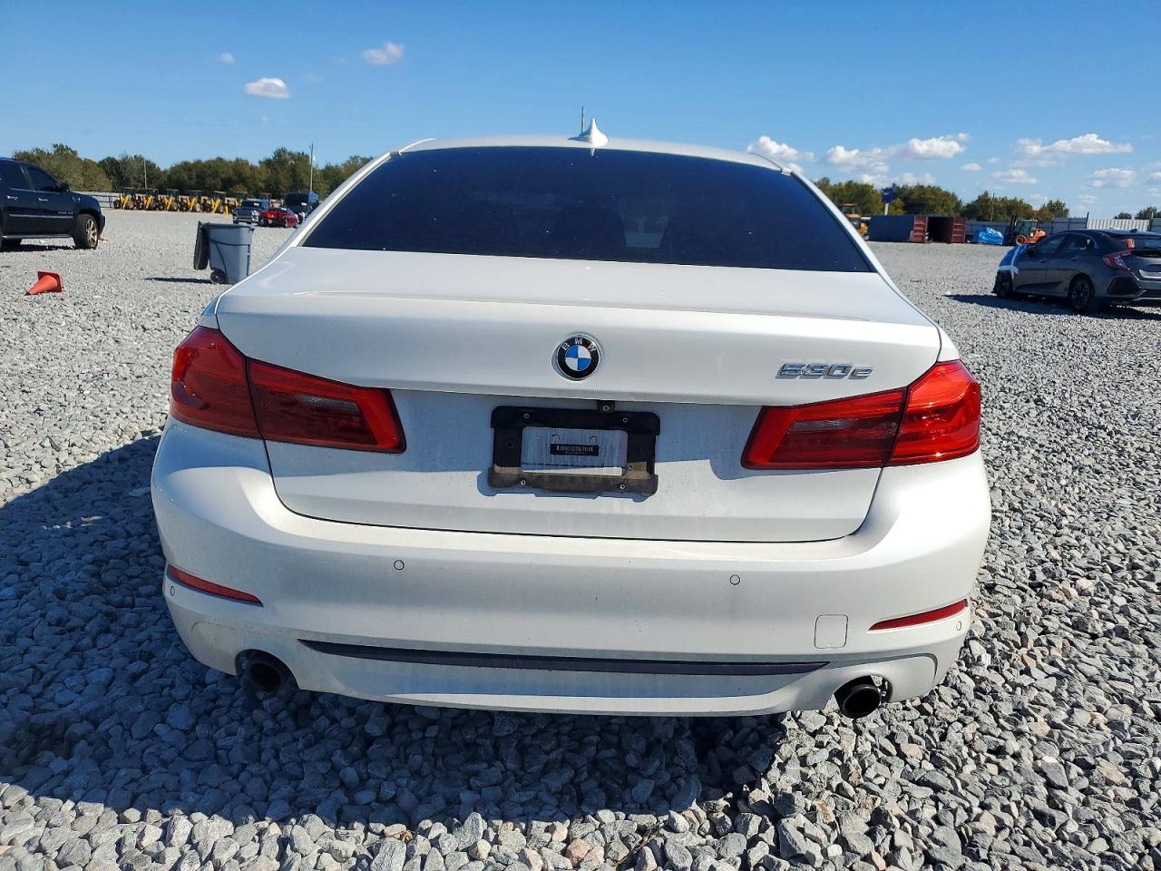 2019 BMW 530E photo 11