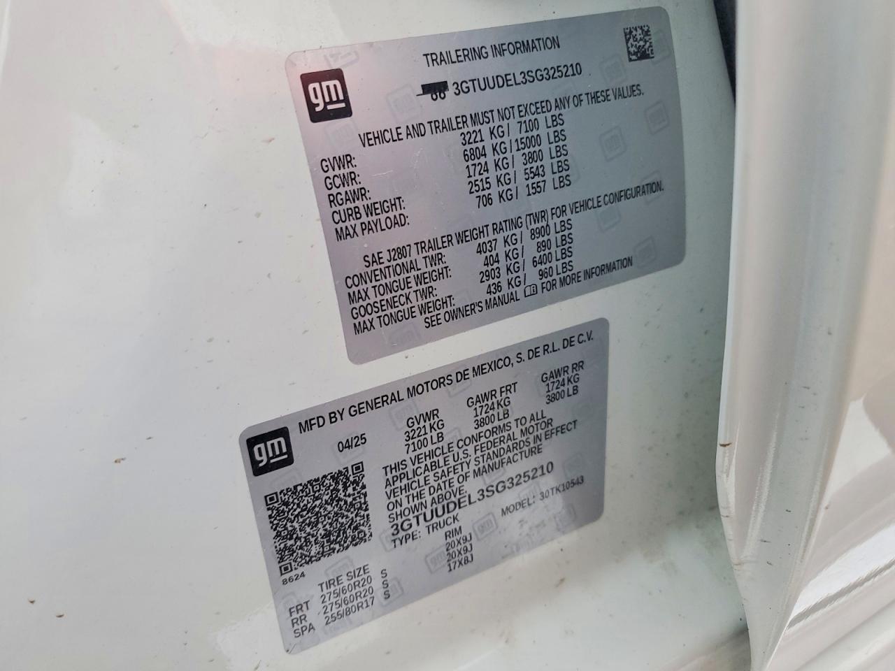 2025 GMC SIERRA K1500 SLT photo 12