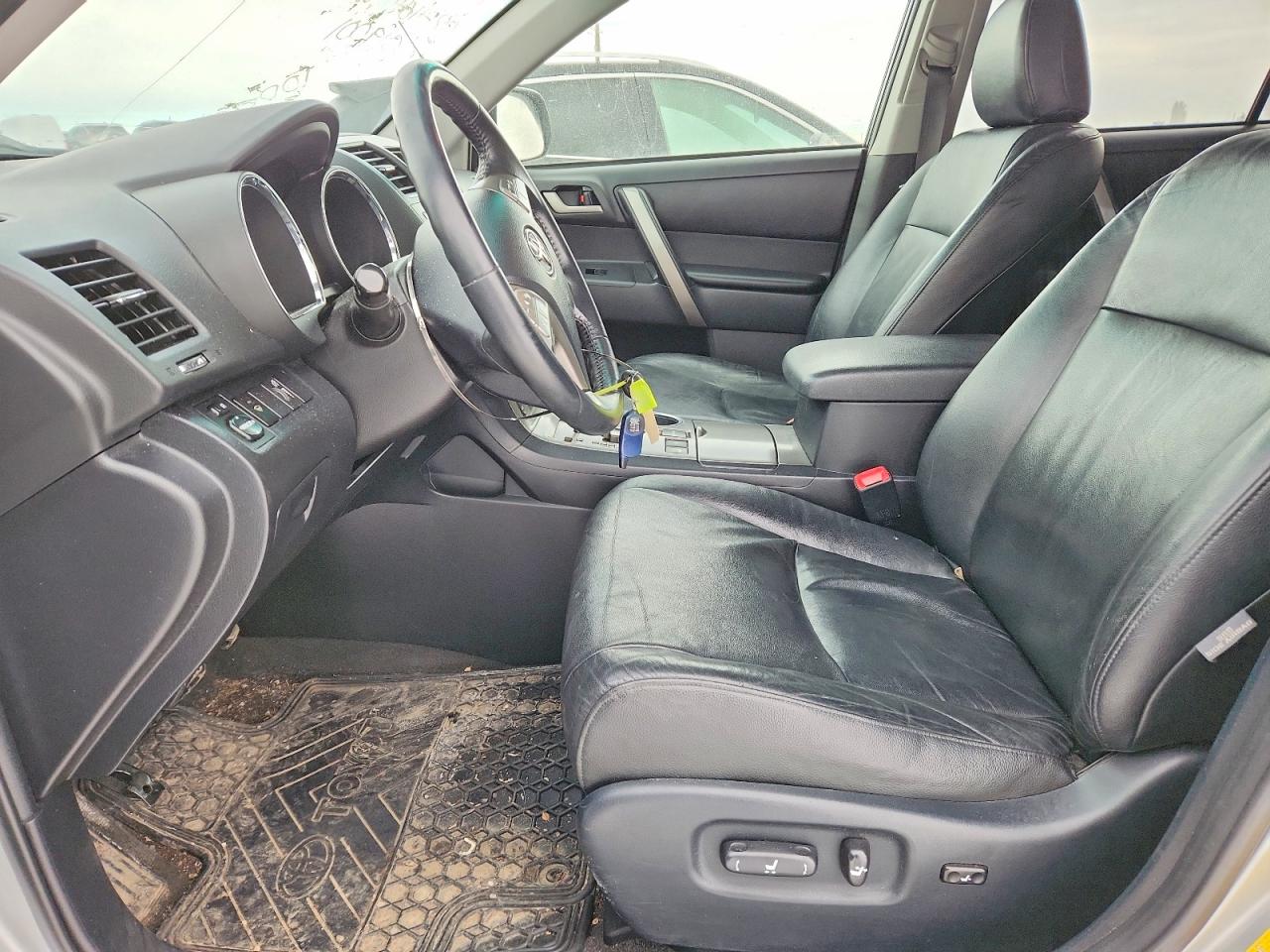 2008 TOYOTA HIGHLANDER SPORT photo 7