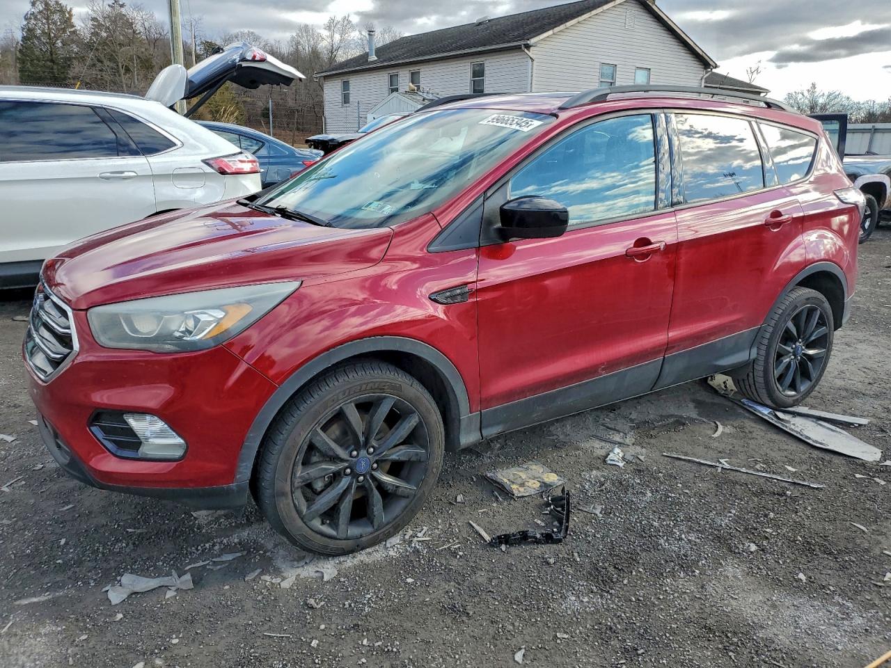 2017 FORD ESCAPE