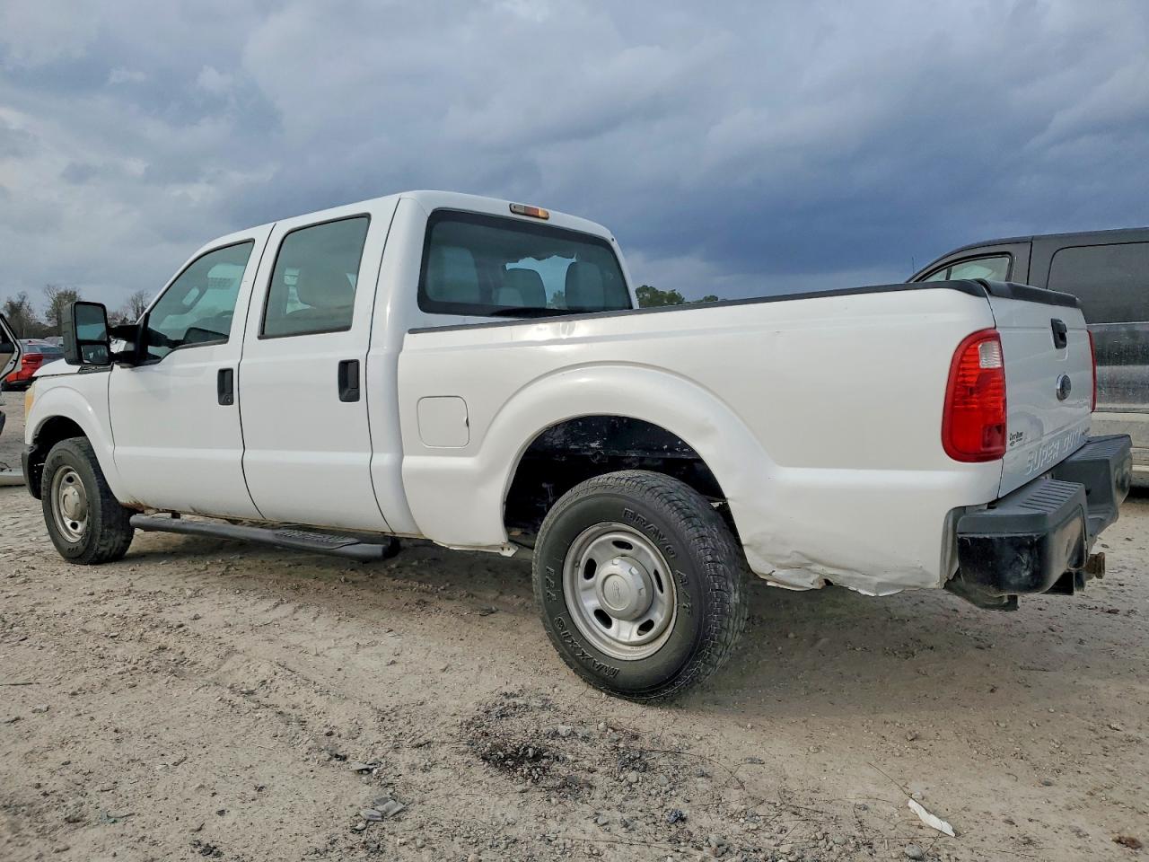 2015 FORD F250 SUPER DUTY photo 2