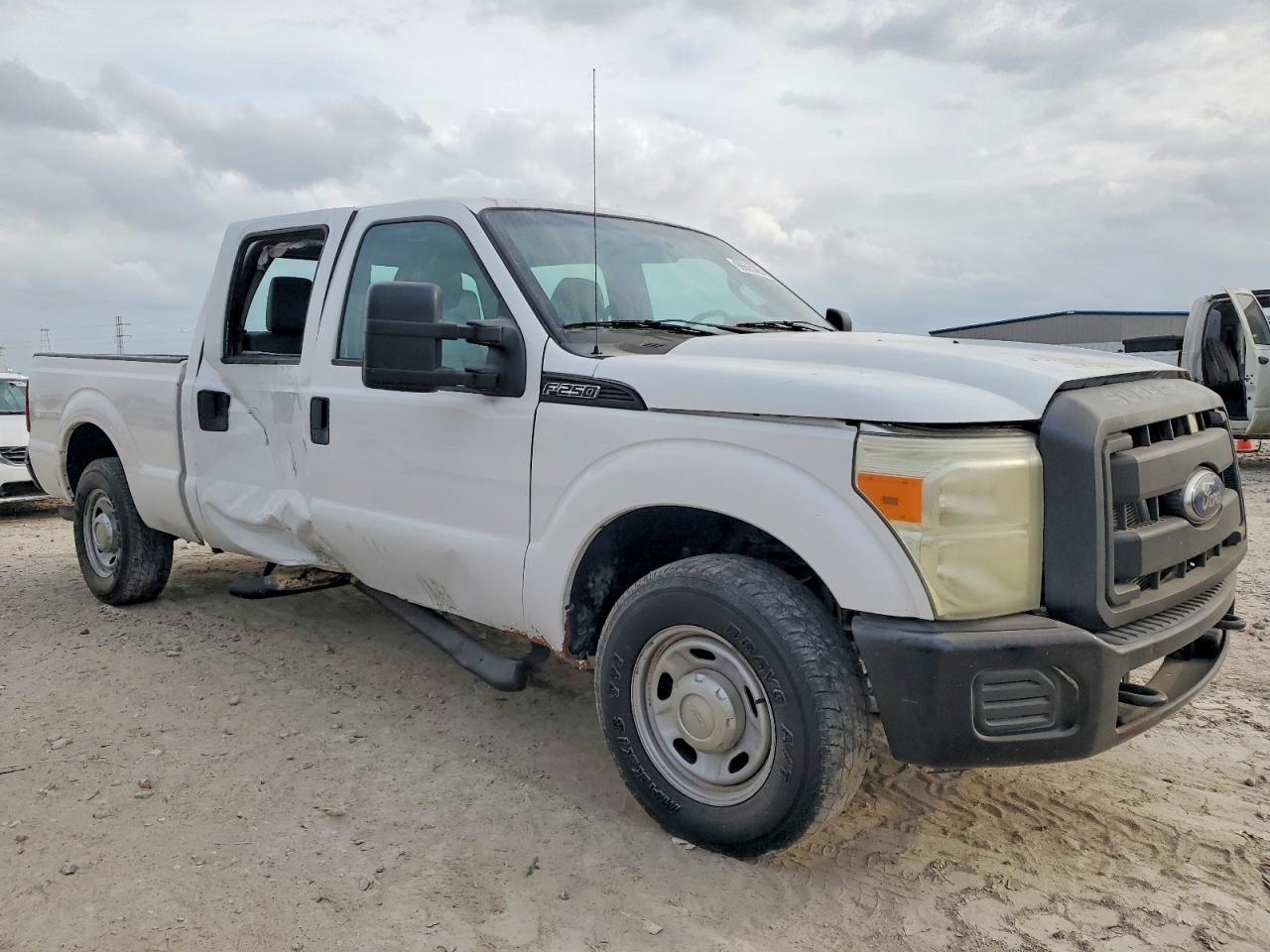 2015 FORD F250 SUPER DUTY photo 4