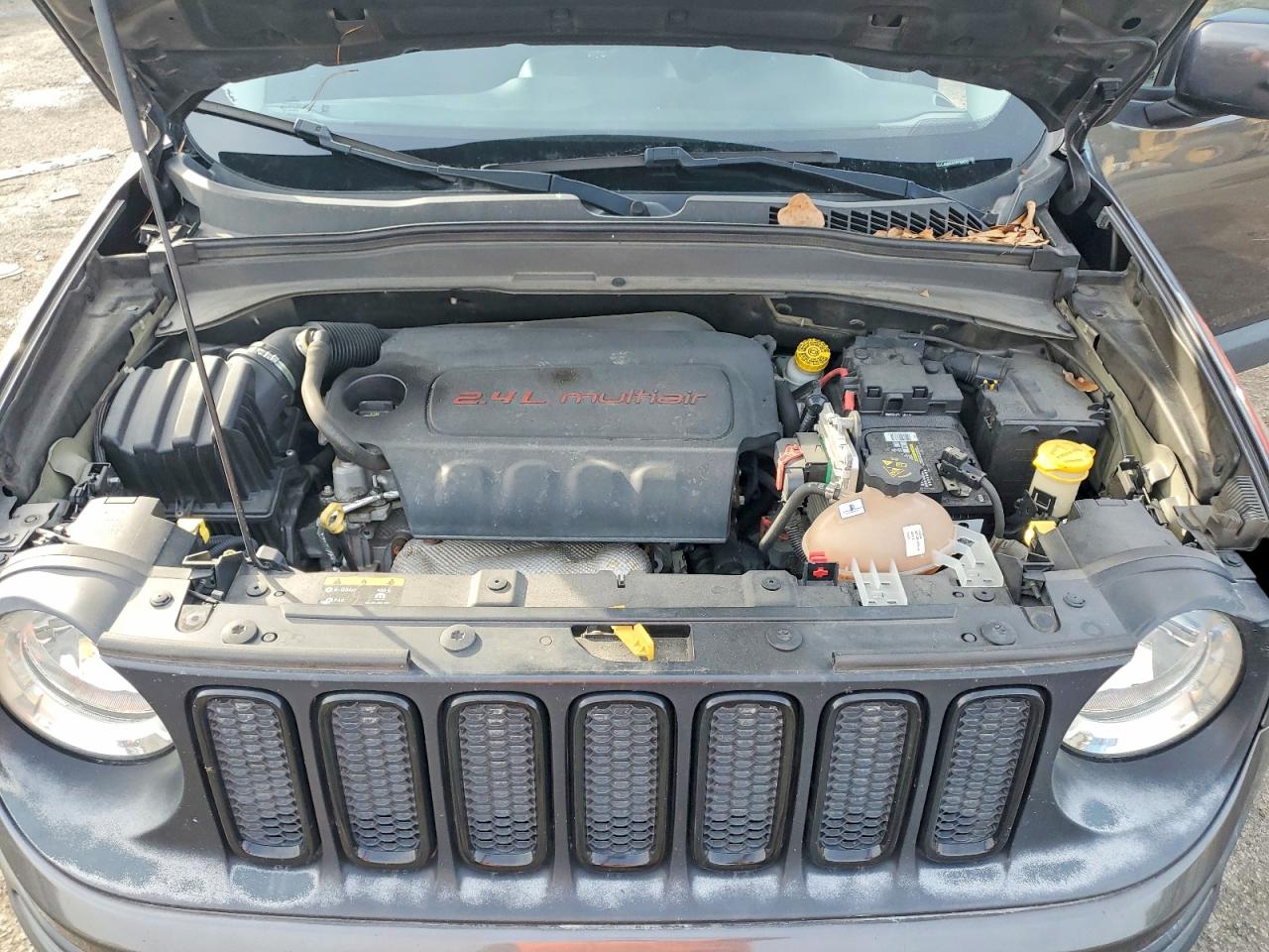 2017 JEEP RENEGADE LATITUDE photo 12