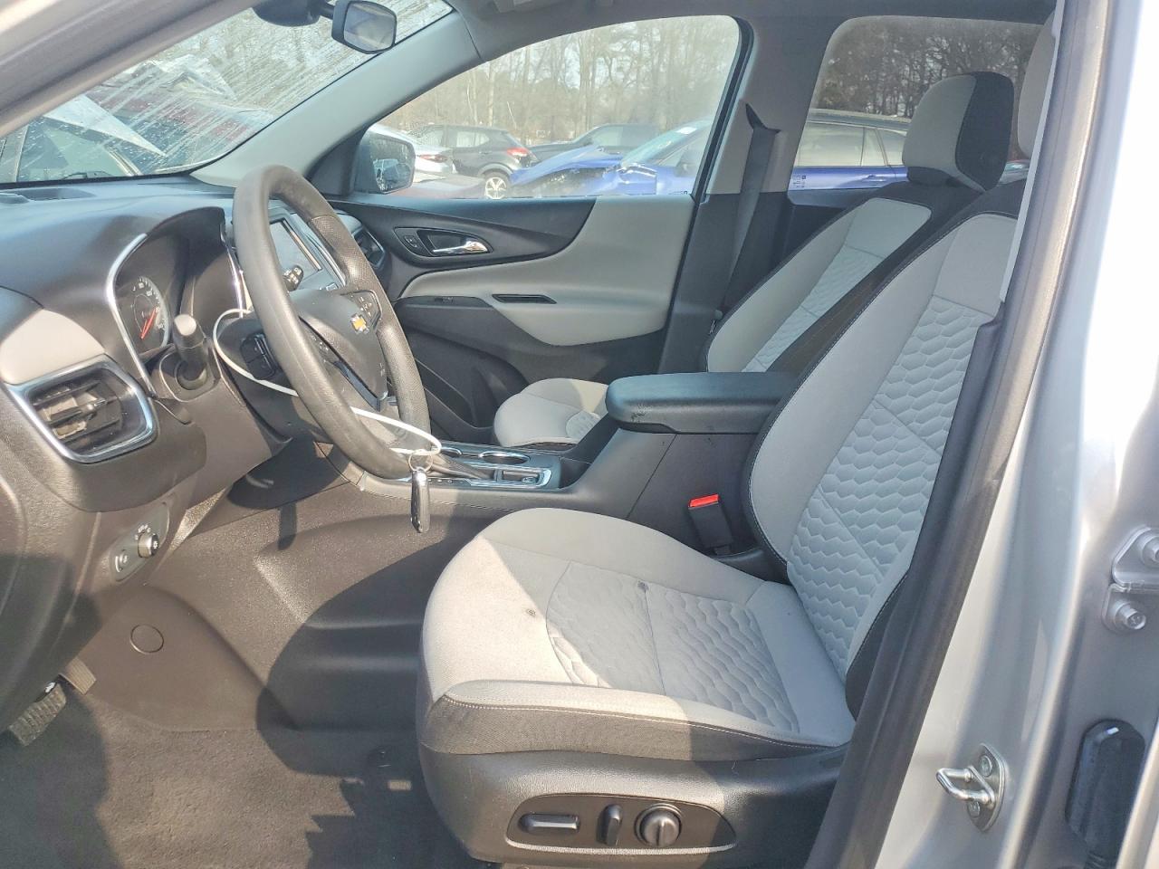2021 CHEVROLET EQUINOX LS photo 7