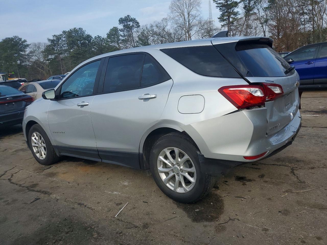 2021 CHEVROLET EQUINOX LS photo 2