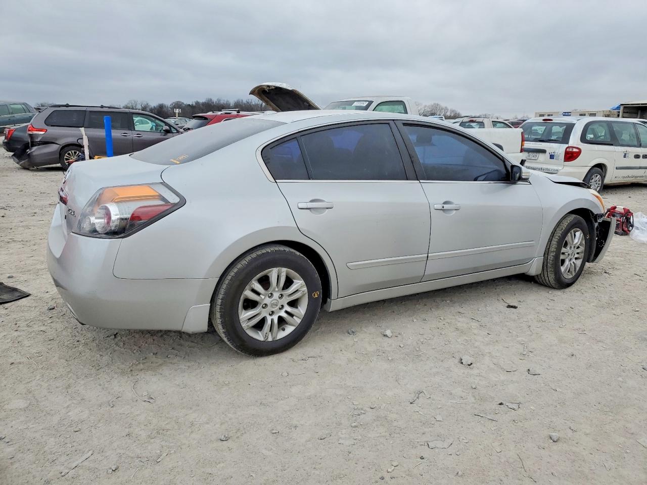 2012 NISSAN ALTIMA BASE photo 3