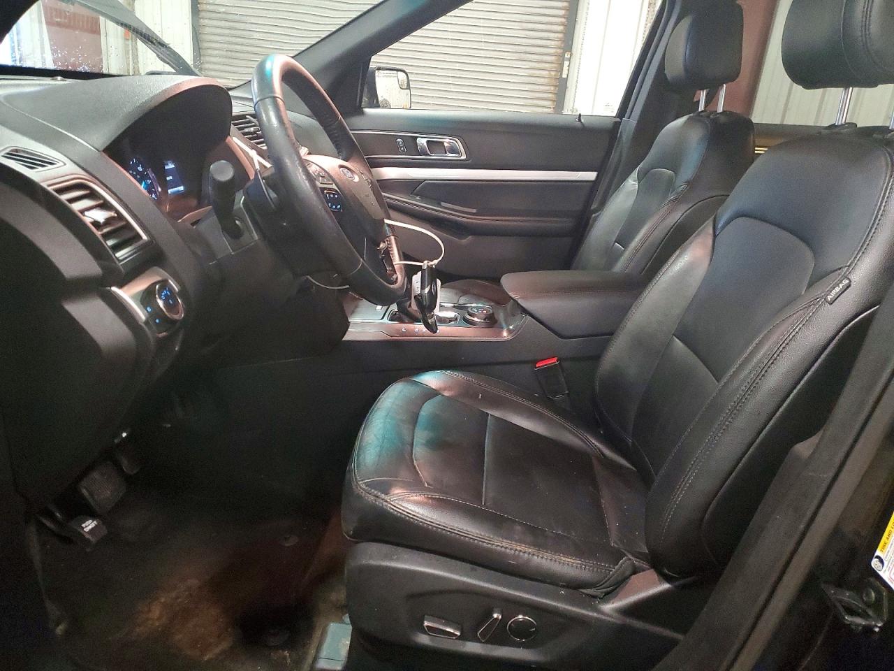 2016 FORD EXPLORER XLT photo 7
