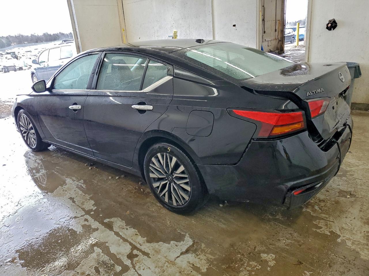 2024 NISSAN ALTIMA SV photo 2