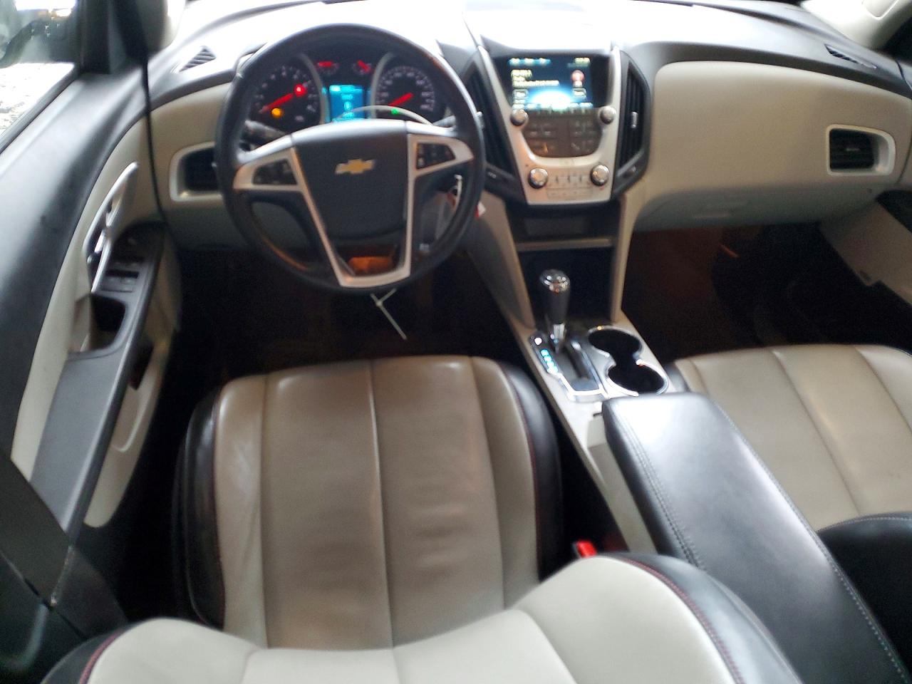 2017 CHEVROLET EQUINOX PREMIER photo 8