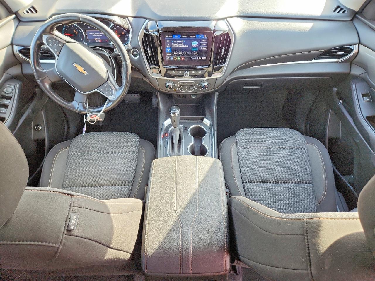 2020 CHEVROLET TRAVERSE LT photo 8