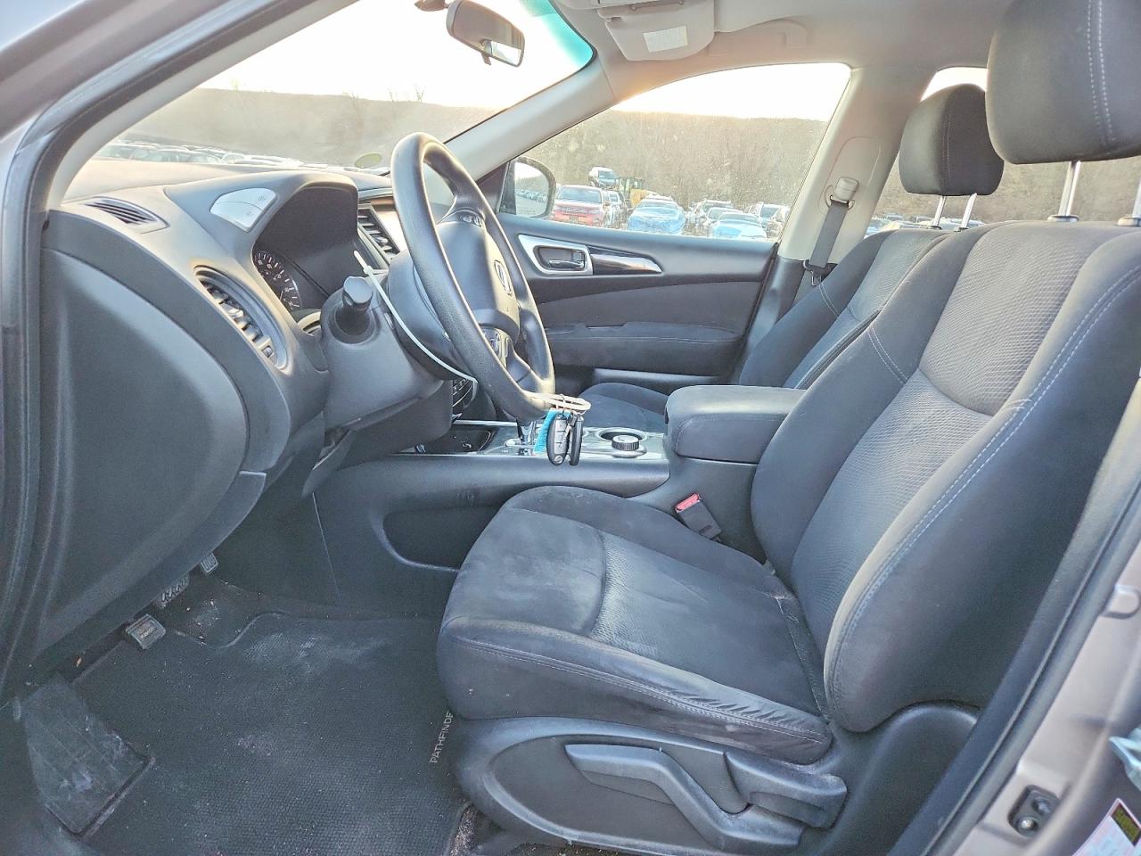 2013 NISSAN PATHFINDER S photo 7