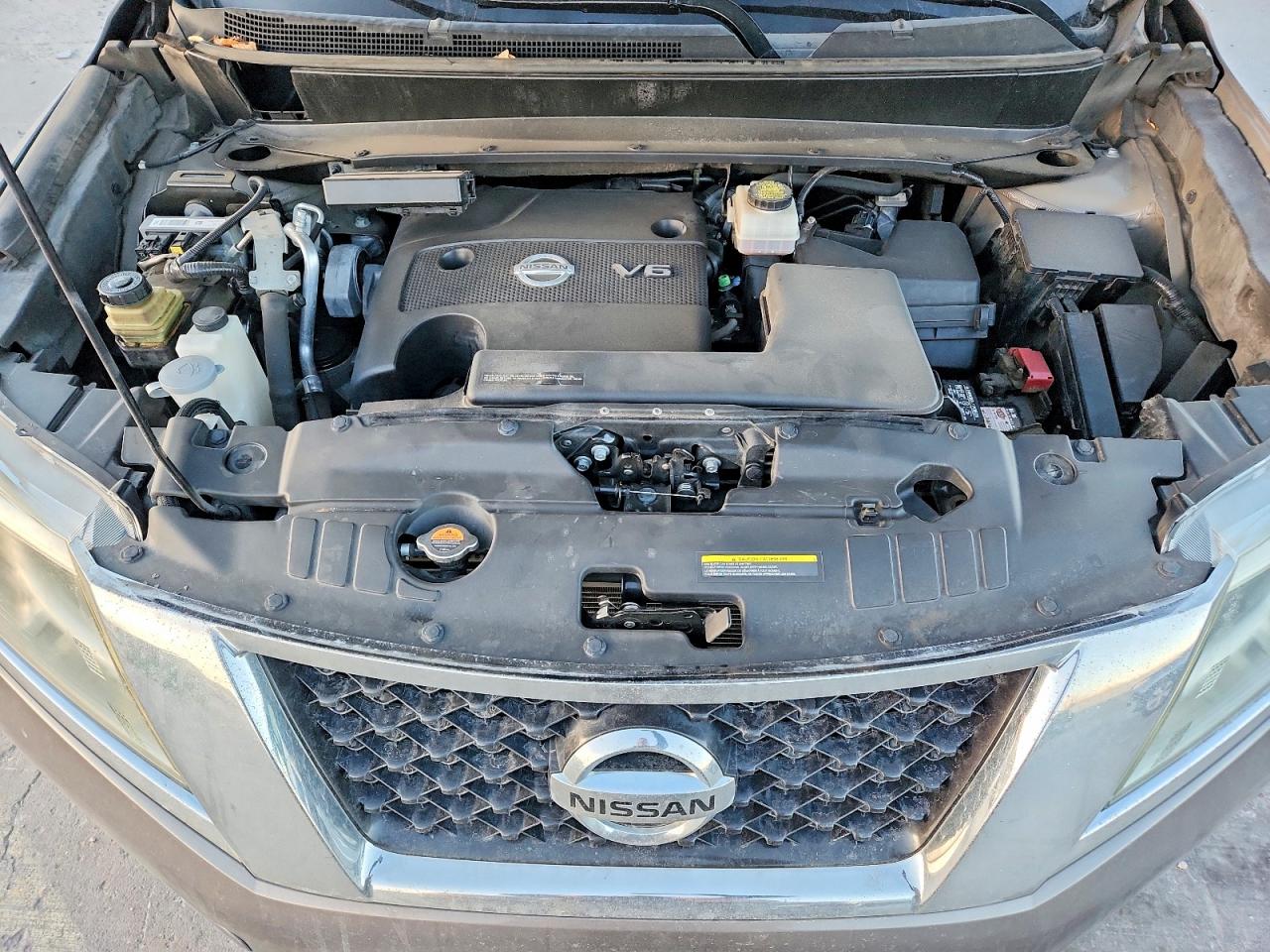 2013 NISSAN PATHFINDER S photo 12