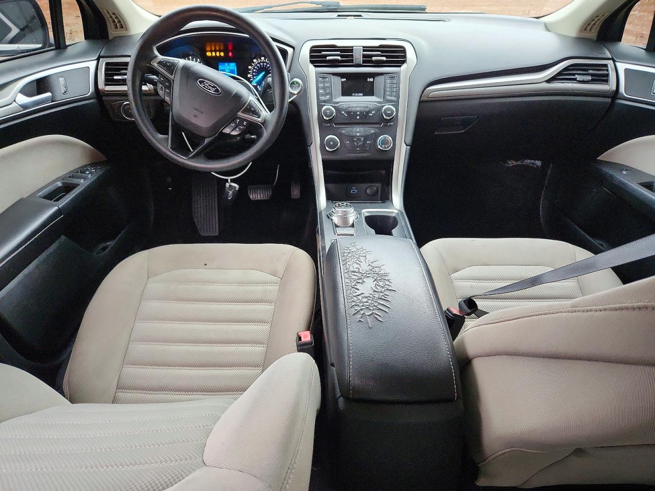 2017 FORD FUSION S photo 8