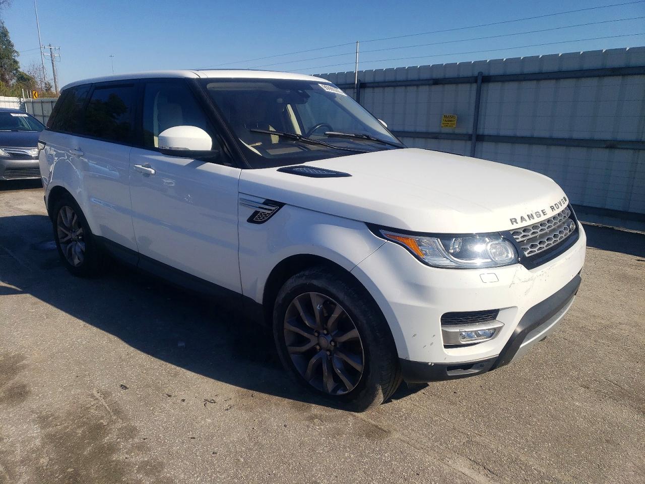 2016 LAND ROVER RANGE ROVER SPORT HSE photo 4