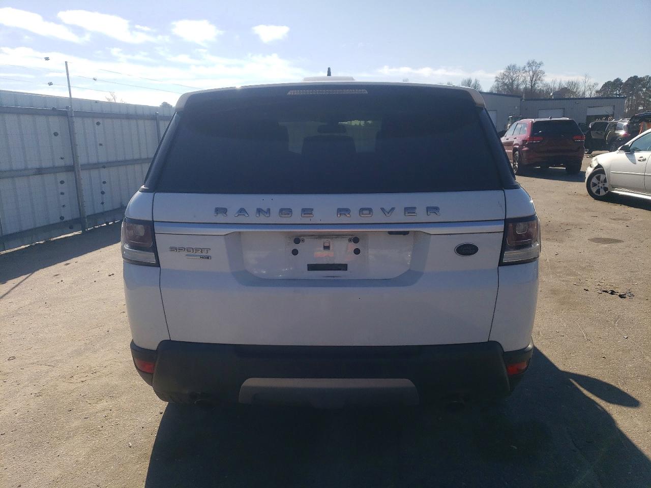 2016 LAND ROVER RANGE ROVER SPORT HSE photo 6