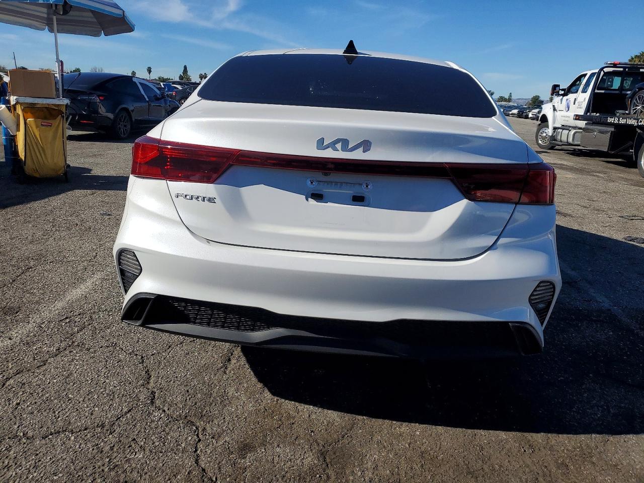 2024 KIA FORTE LX photo 6