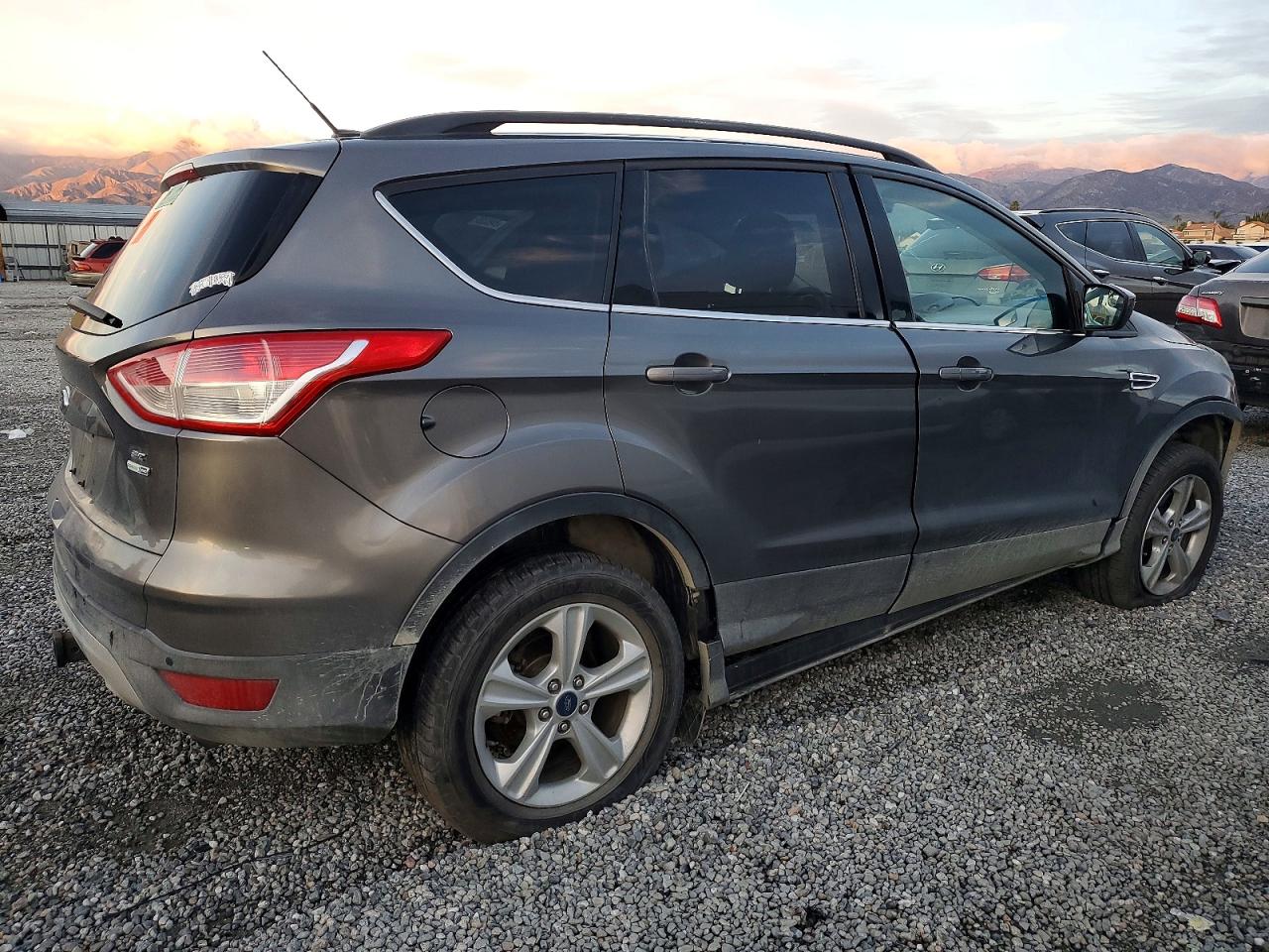 2014 FORD ESCAPE SE photo 3